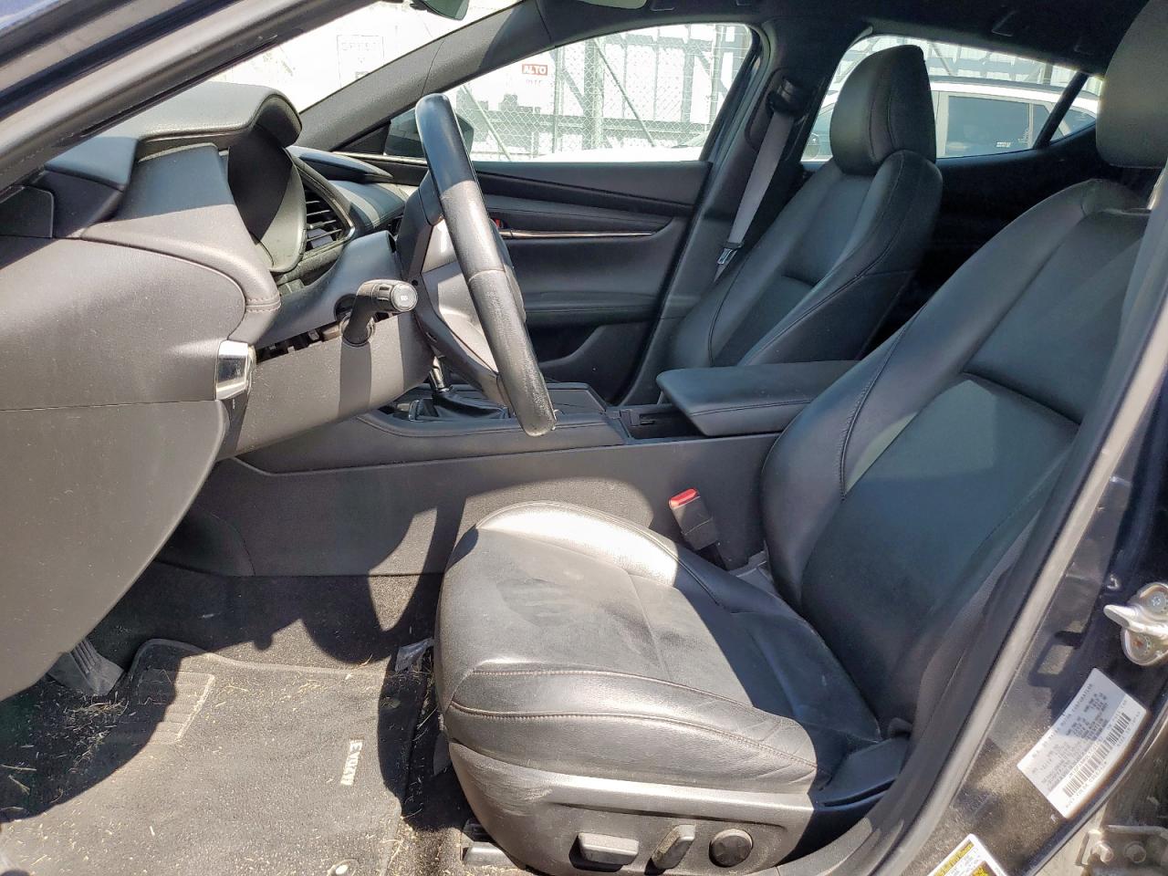 2020 Mazda 3 Preferred VIN: JM1BPAMM0L1161082 Lot: 84631145