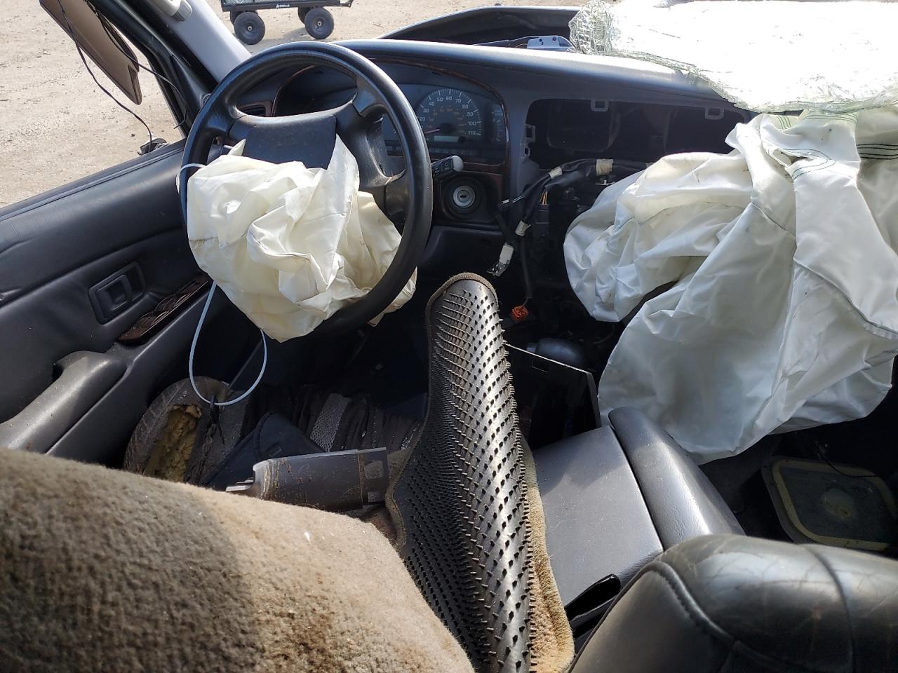 2000 Toyota 4Runner Sr5 VIN: JT3GN86R0Y0161484 Lot: 84030565