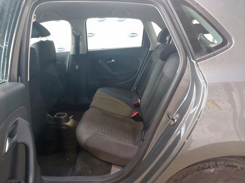 2015 VOLKSWAGEN POLO SE TSI 