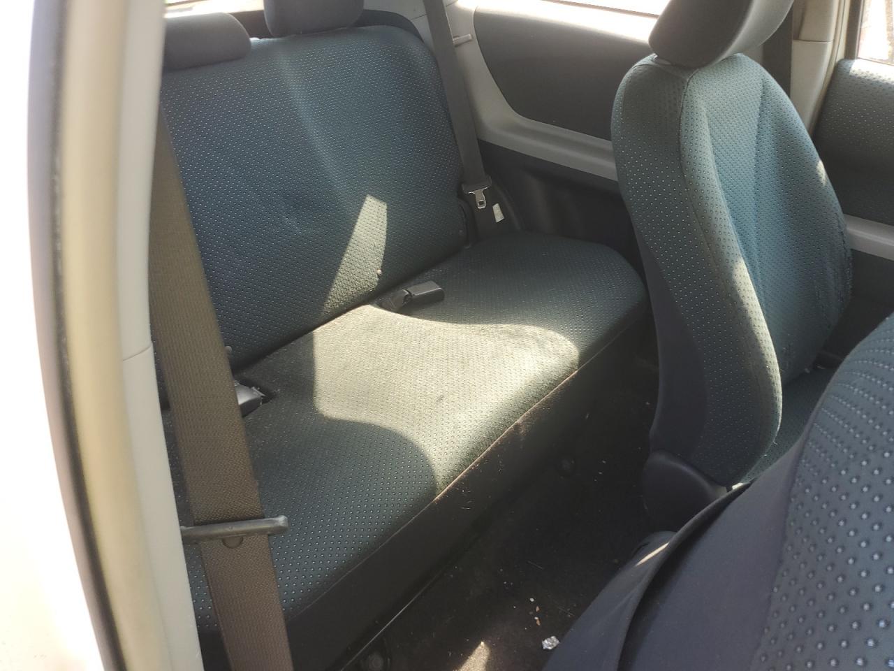 2008 Toyota Yaris VIN: JTDJT923285155431 Lot: 80715585