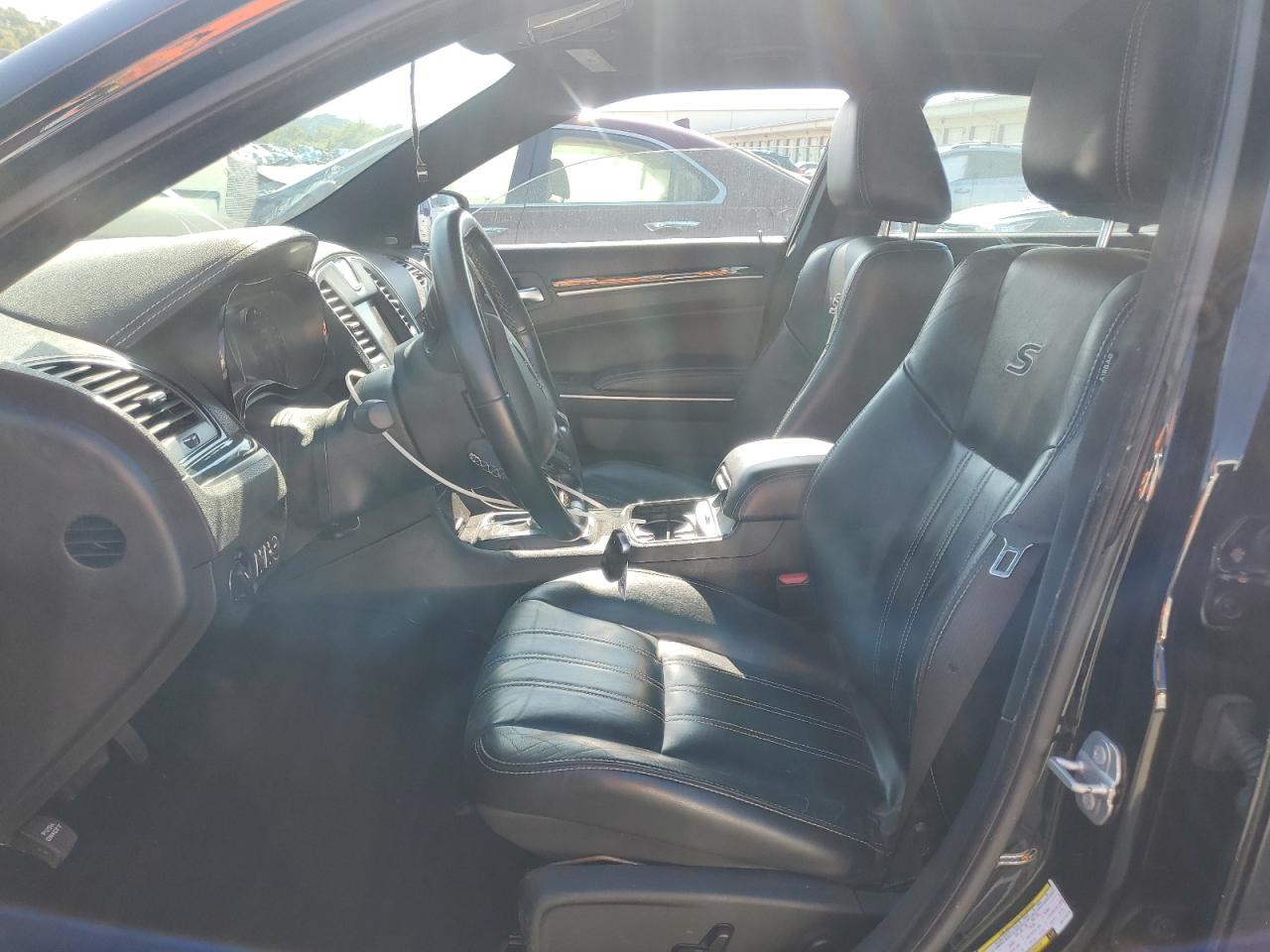 2022 Chrysler 300 S VIN: 2C3CCABG0NH174274 Lot: 70018055