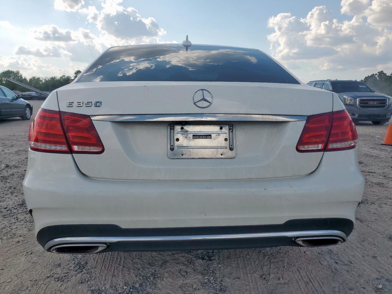 2014 Mercedes-Benz E 350 VIN: WDDHF5KB4EA823163 Lot: 81557145