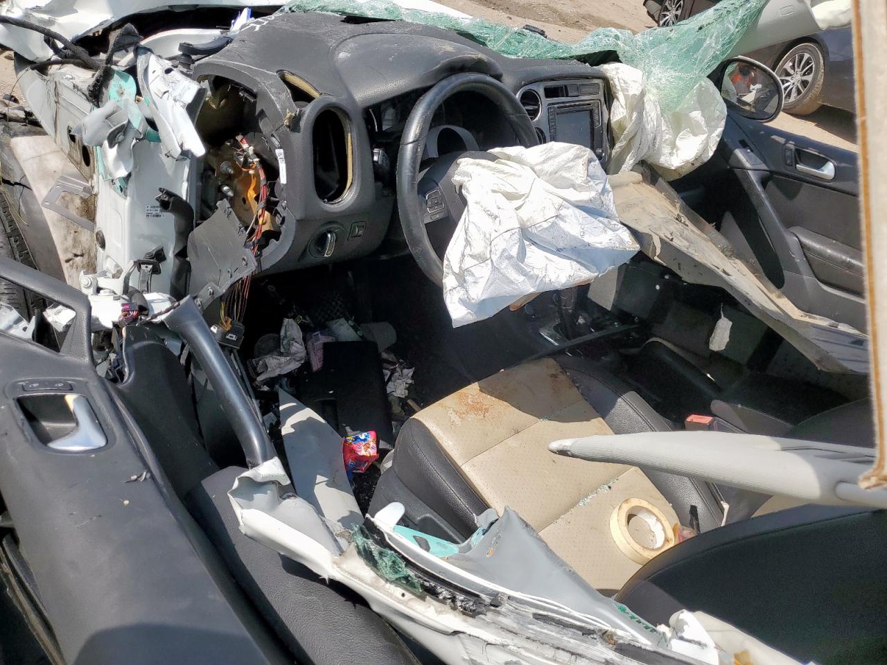 2017 Volkswagen Tiguan S VIN: WVGAV7AX6HW507855 Lot: 71308145