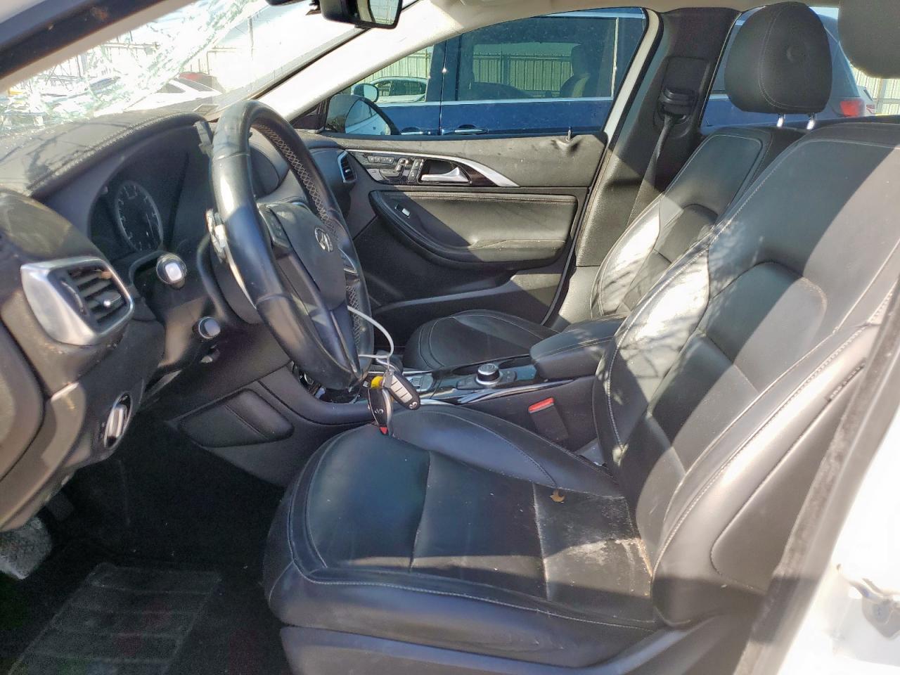 2017 Infiniti Qx30 Base VIN: SJKCH5CR0HA015579 Lot: 84640045