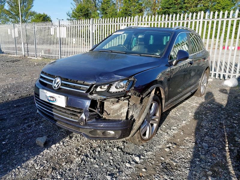 2014 VOLKSWAGEN TOUAREG V6 R-LINE TDI BMT  for sale at Copart BELFAST
