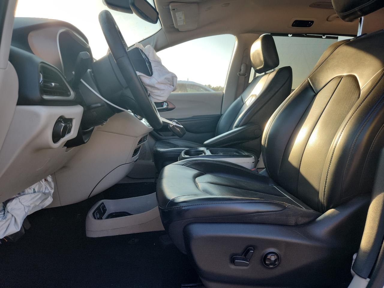 2021 Chrysler Voyager Lxi VIN: 2C4RC1DG7MR516766 Lot: 71324605