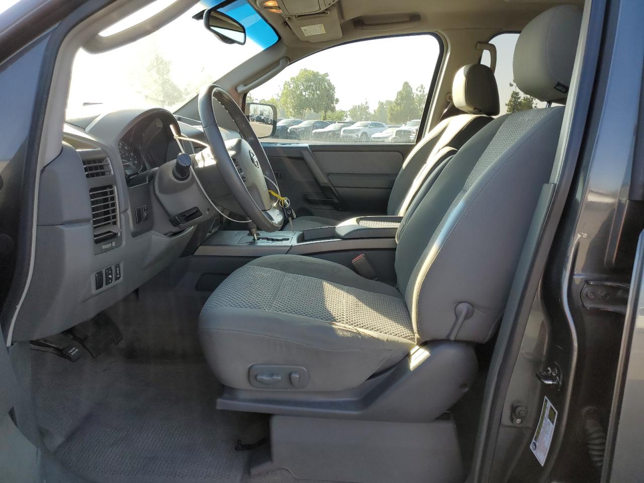 2005 Nissan Armada Se VIN: 5N1AA08A35N702043 Lot: 83984945