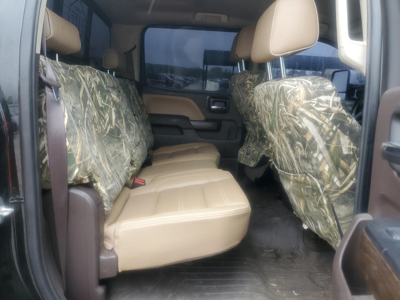 2017 GMC Sierra K2500 Denali VIN: 1GT12UEY2HF138796 Lot: 81577855