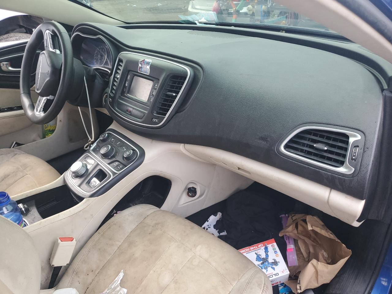 2015 Chrysler 200 Limited VIN: 1C3CCCABXFN563112 Lot: 81776025