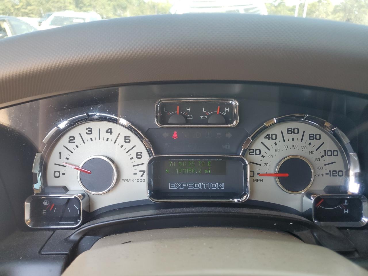 2010 Ford Expedition Eddie Bauer VIN: 1FMJU1H54AEB72028 Lot: 84581415