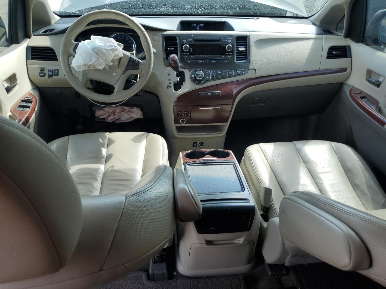 2013 Toyota Sienna Xle VIN: 5TDYK3DC8DS281566 Lot: 84259815