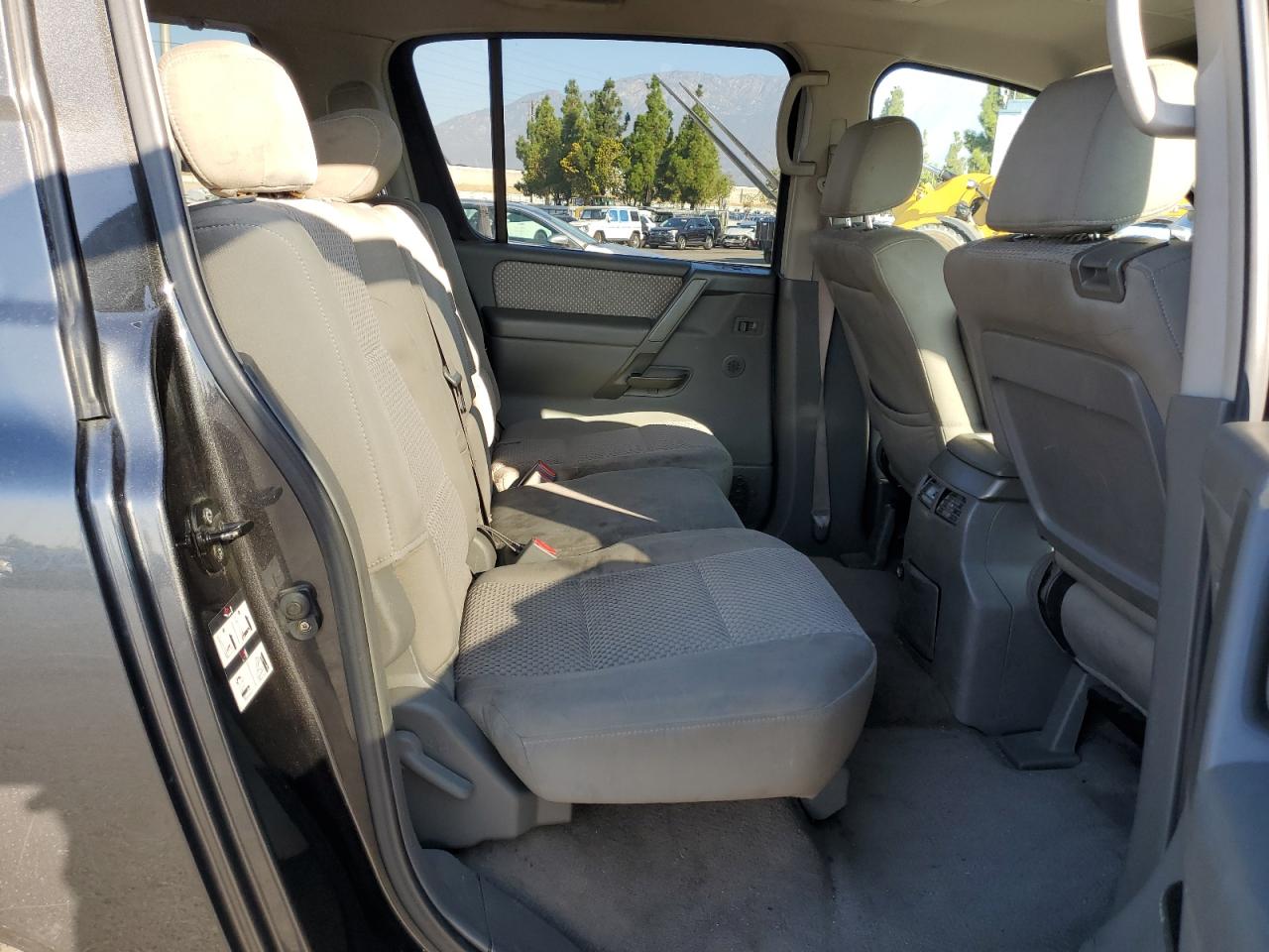 2005 Nissan Armada Se VIN: 5N1AA08A35N702043 Lot: 83984945