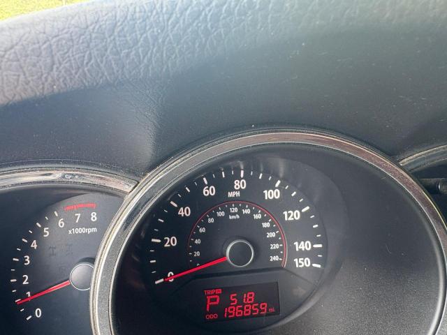 2011 KIA SORENTO BASE  