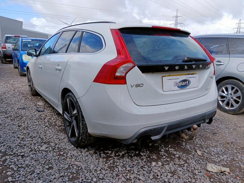 2012 VOLVO V60 R DESIGN