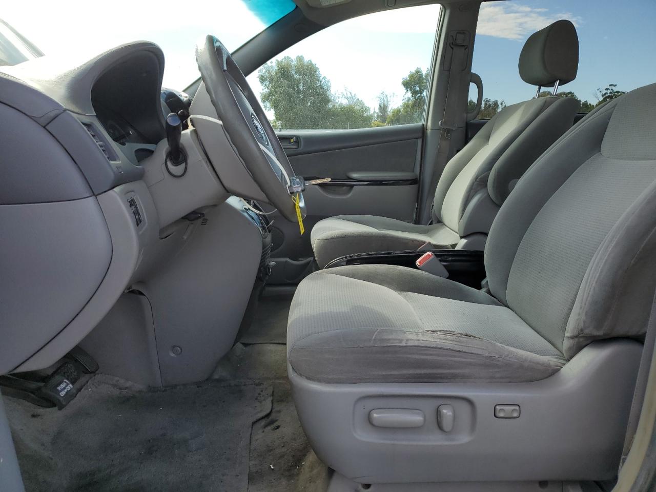 2005 Toyota Sienna Ce VIN: 5TDZA23C25S372840 Lot: 81345275