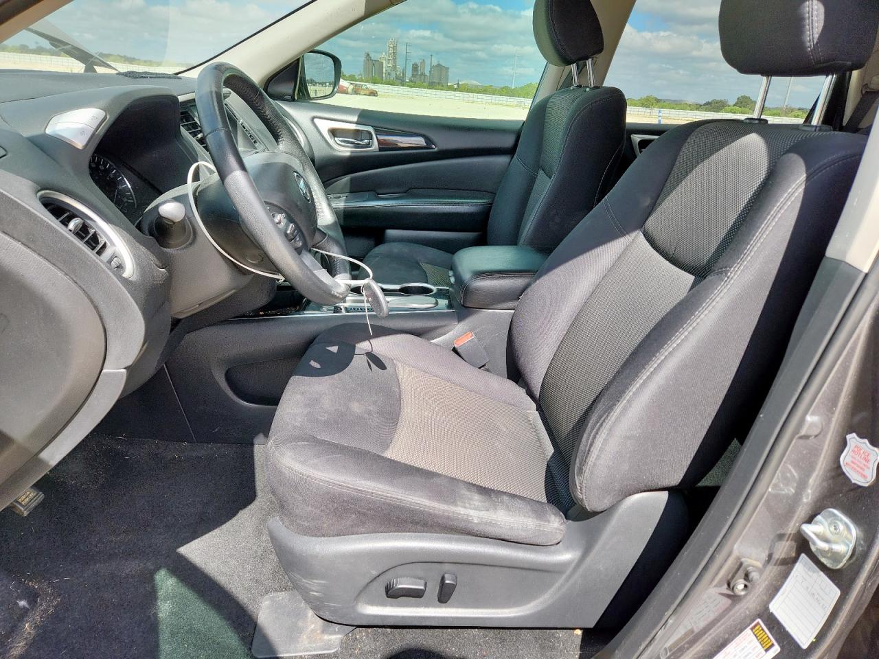 2019 Nissan Pathfinder S VIN: 5N1DR2MN5KC579086 Lot: 81145645