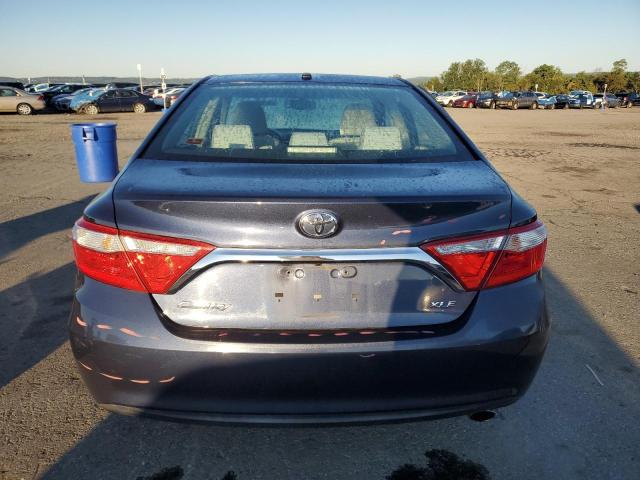 Sedans TOYOTA CAMRY 2016 Granatowy