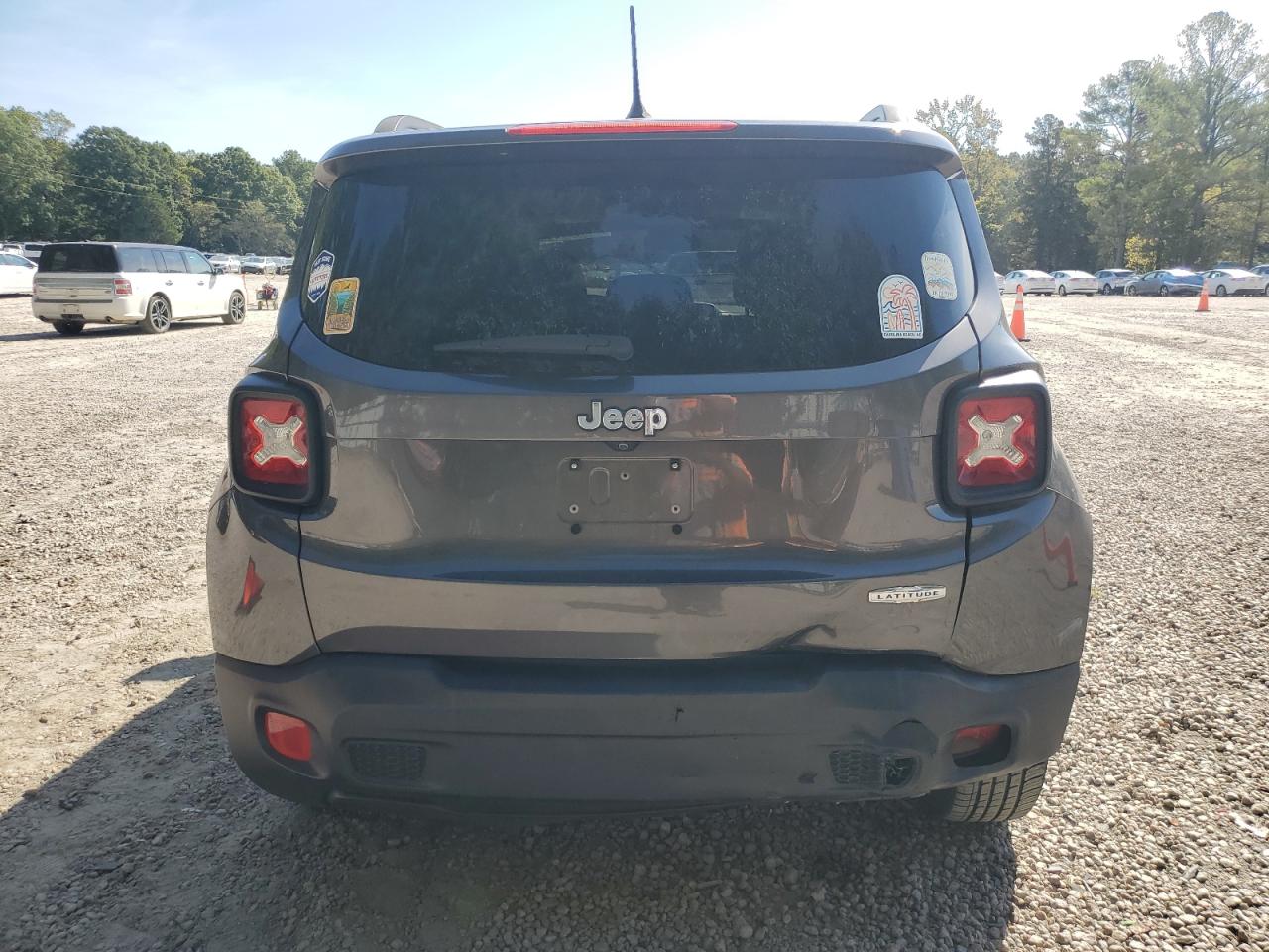 2017 Jeep Renegade Latitude VIN: ZACCJABB0HPF06125 Lot: 81496605