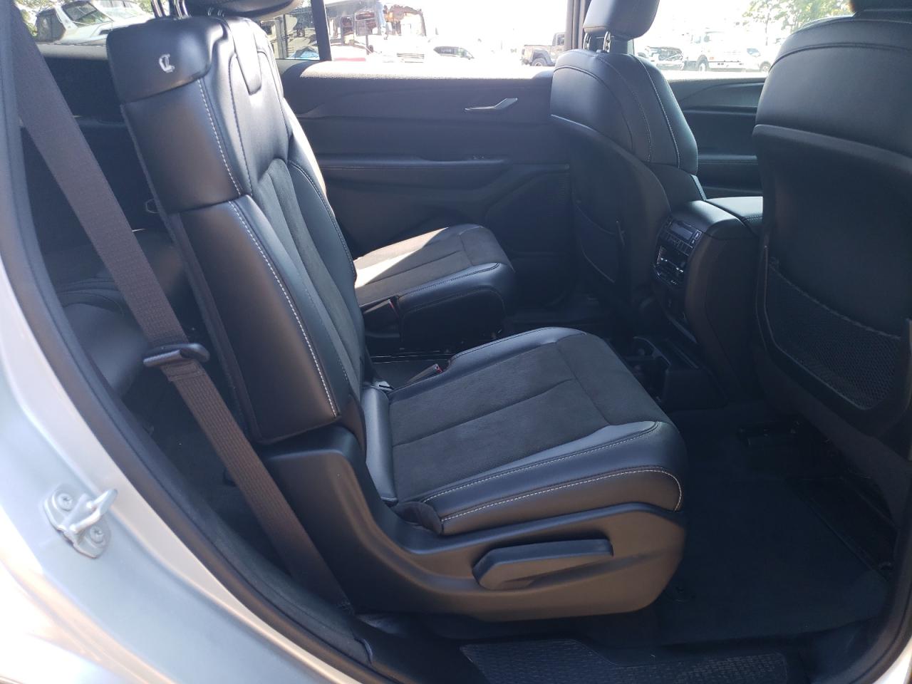 2025 Jeep Grand Cherokee L Laredo VIN: 1C4RJKAG1S8711139 Lot: 71814925
