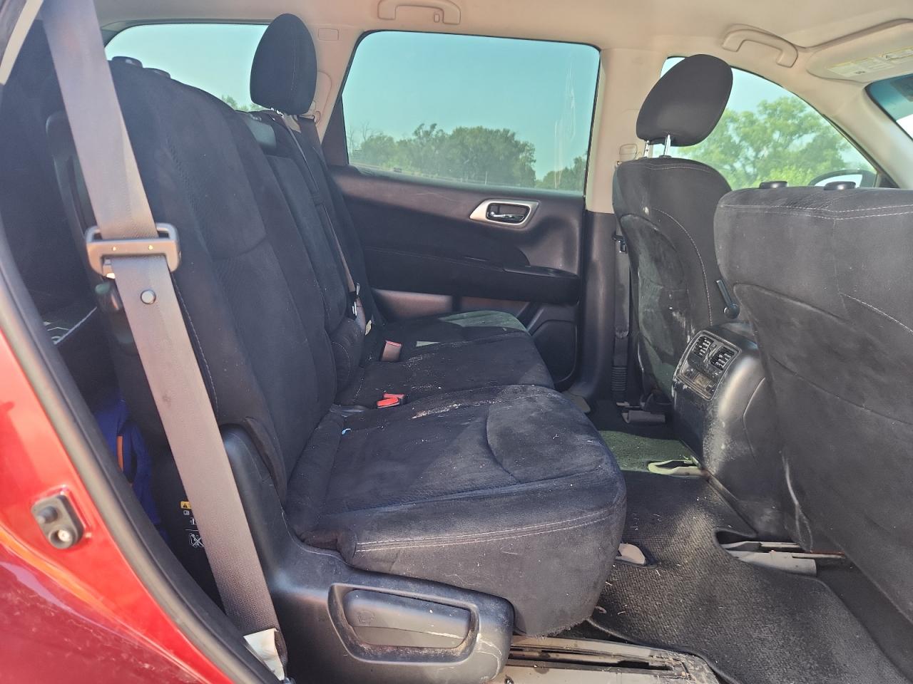 2016 Nissan Pathfinder S VIN: 5N1AR2MN4GC601105 Lot: 80523185