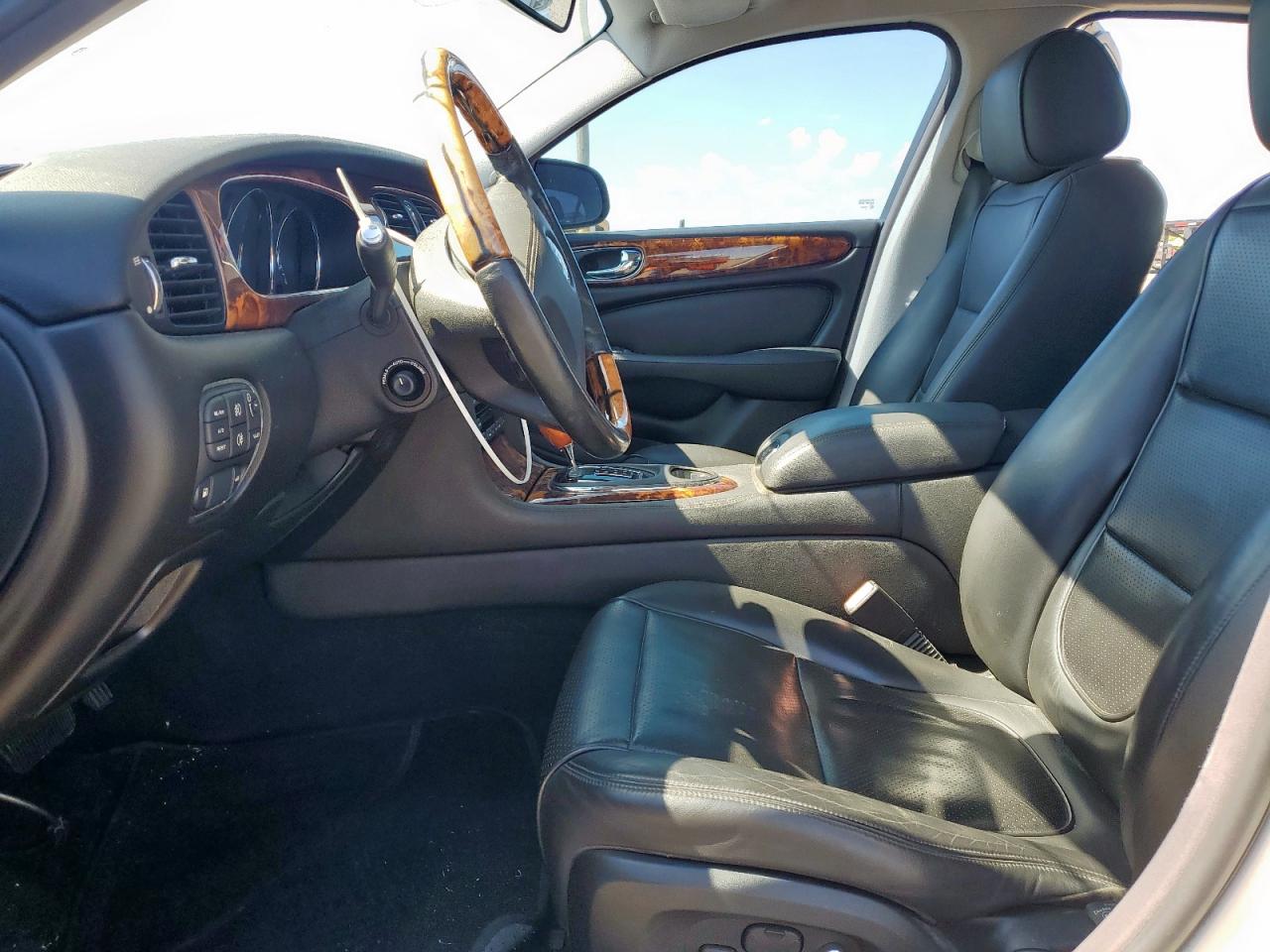 2008 Jaguar Xj8 VIN: SAJWA71B48SH20373 Lot: 84426905