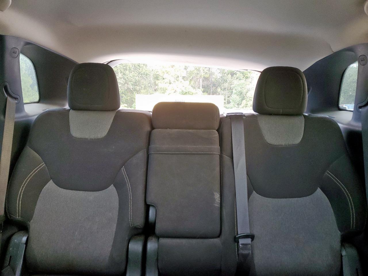 2018 Jeep Cherokee Latitude VIN: 1C4PJLCB5JD574405 Lot: 84430205