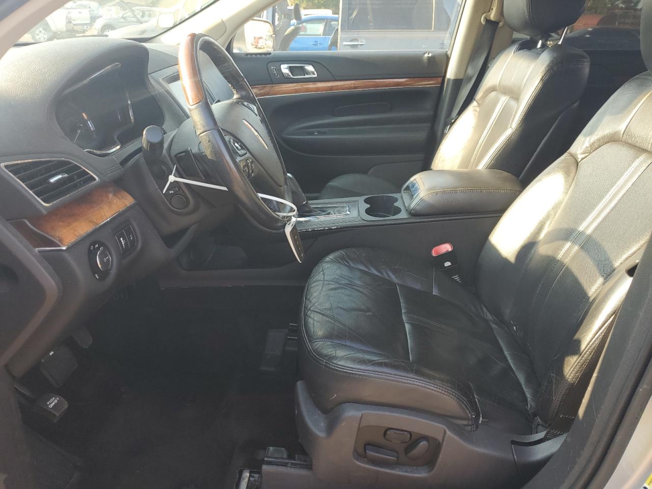 2015 Lincoln Mkt VIN: 2LMHJ5FK2FBL00524 Lot: 69981715