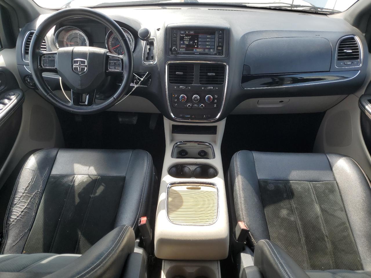 2017 Dodge Grand Caravan Sxt VIN: 2C4RDGCG1HR689948 Lot: 71618035