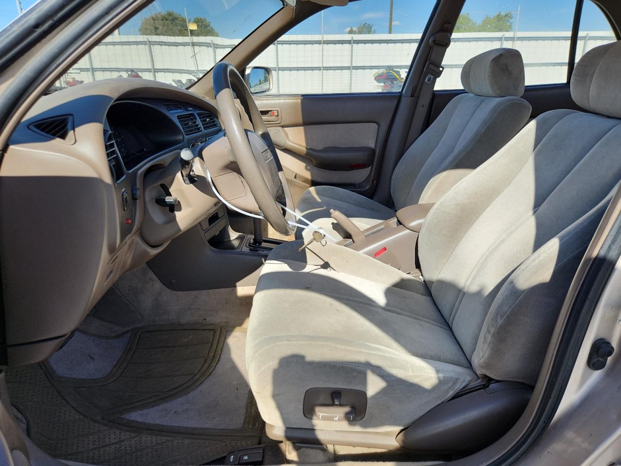 1993 Toyota Camry Xle VIN: JT2SK13E3P0186068 Lot: 80651795