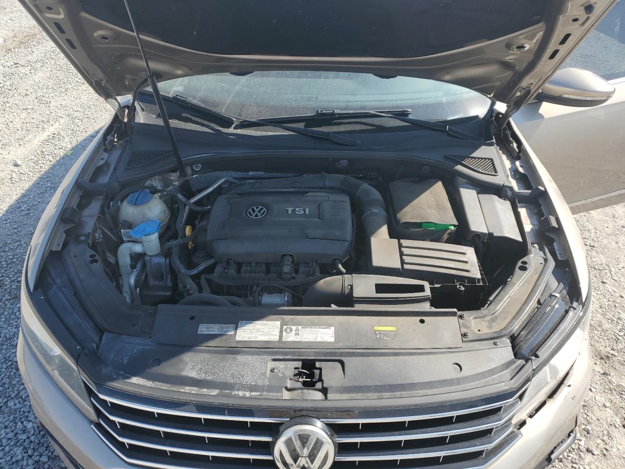 2016 Volkswagen Passat Se VIN: 1VWBS7A37GC037170 Lot: 84639325