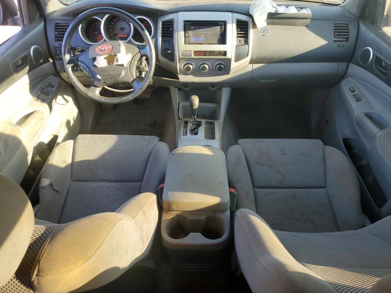 2005 Toyota Tacoma Double Cab VIN: 5TELU42N45Z117945 Lot: 81331085