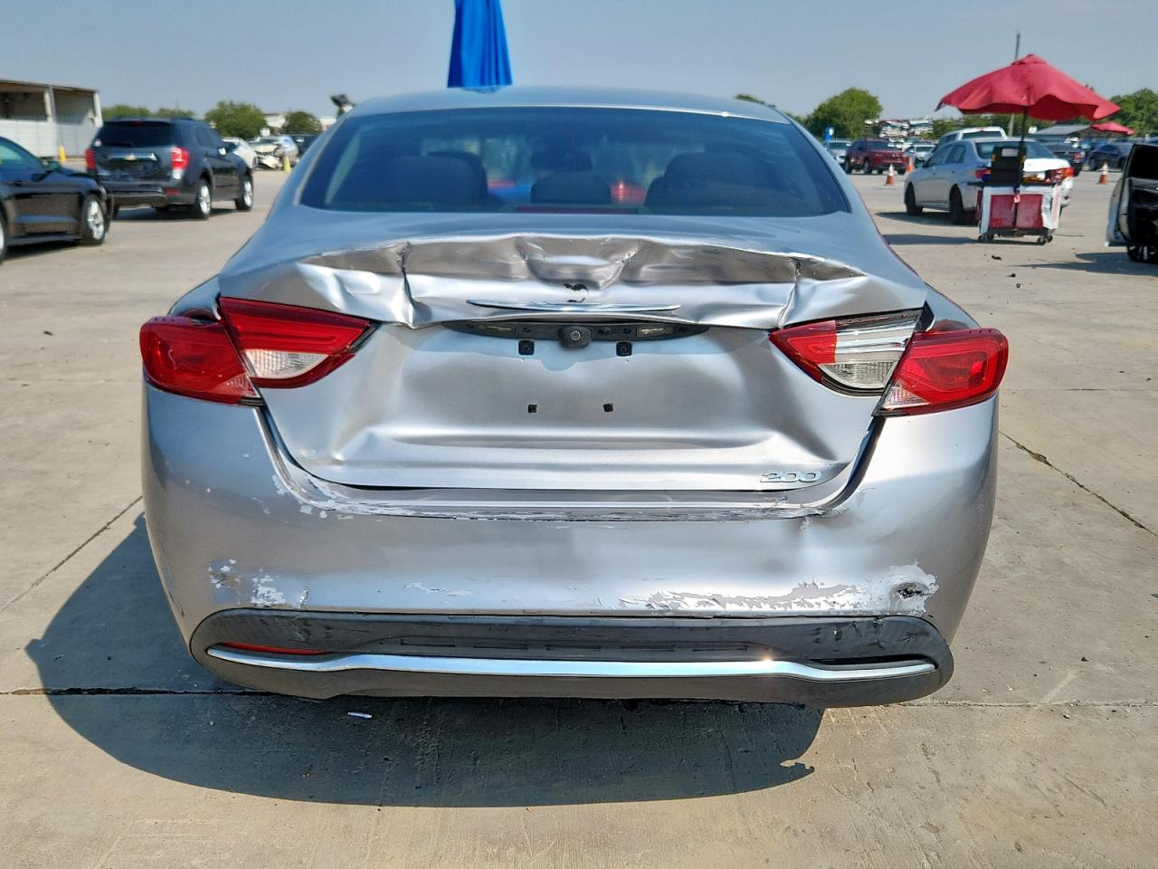 2015 Chrysler 200 Limited VIN: 1C3CCCAB2FN661812 Lot: 80273675