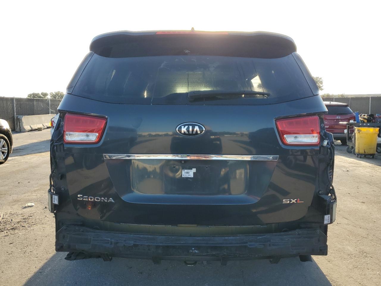 2016 Kia Sedona Sxl VIN: KNDME5C11G6128890 Lot: 80306685