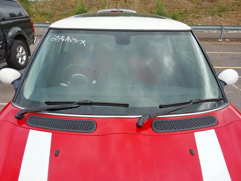 2004 MINI HATCHBACK COOPER