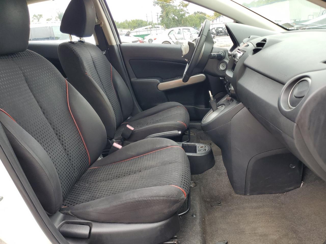 2012 Mazda Mazda2 VIN: JM1DE1LY3C0151851 Lot: 81164945