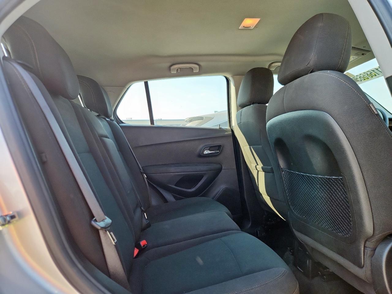 2018 Chevrolet Trax Ls VIN: KL7CJNSB1JB575779 Lot: 81158665