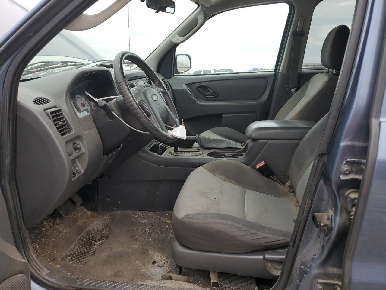 2005 Ford Escape Xls VIN: 1FMYU02Z85KB86185 Lot: 81777575