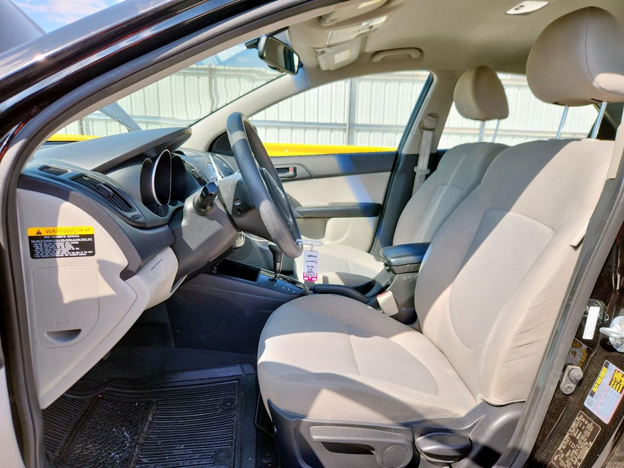 2010 Kia Forte Ex VIN: KNAFU4A20A5112756 Lot: 84568615