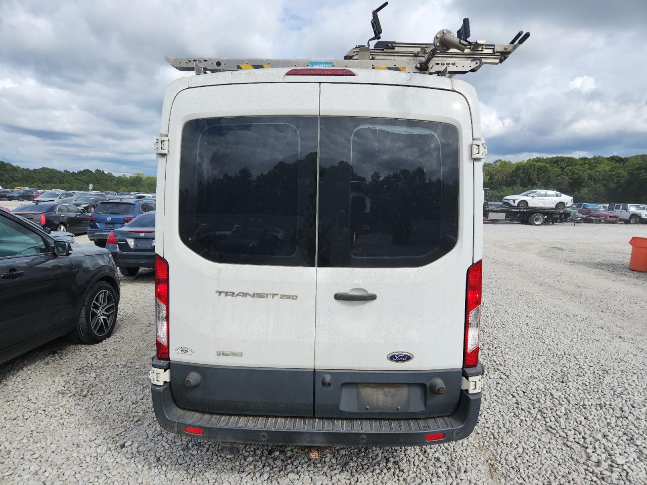 2017 Ford Transit T-250 VIN: 1FTYR2CG1HKA95813 Lot: 71812505