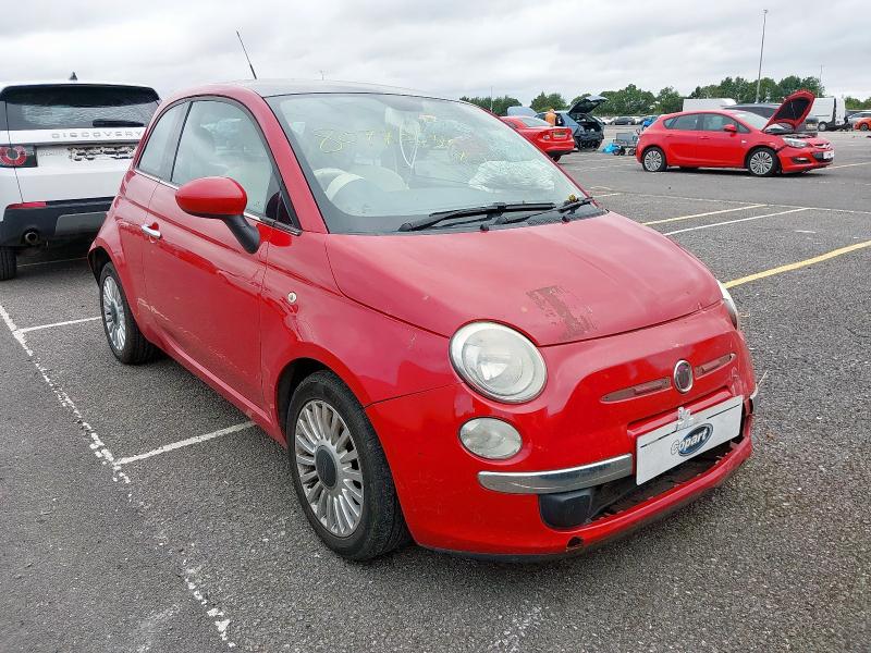 2011 FIAT 500 LOUNGE 