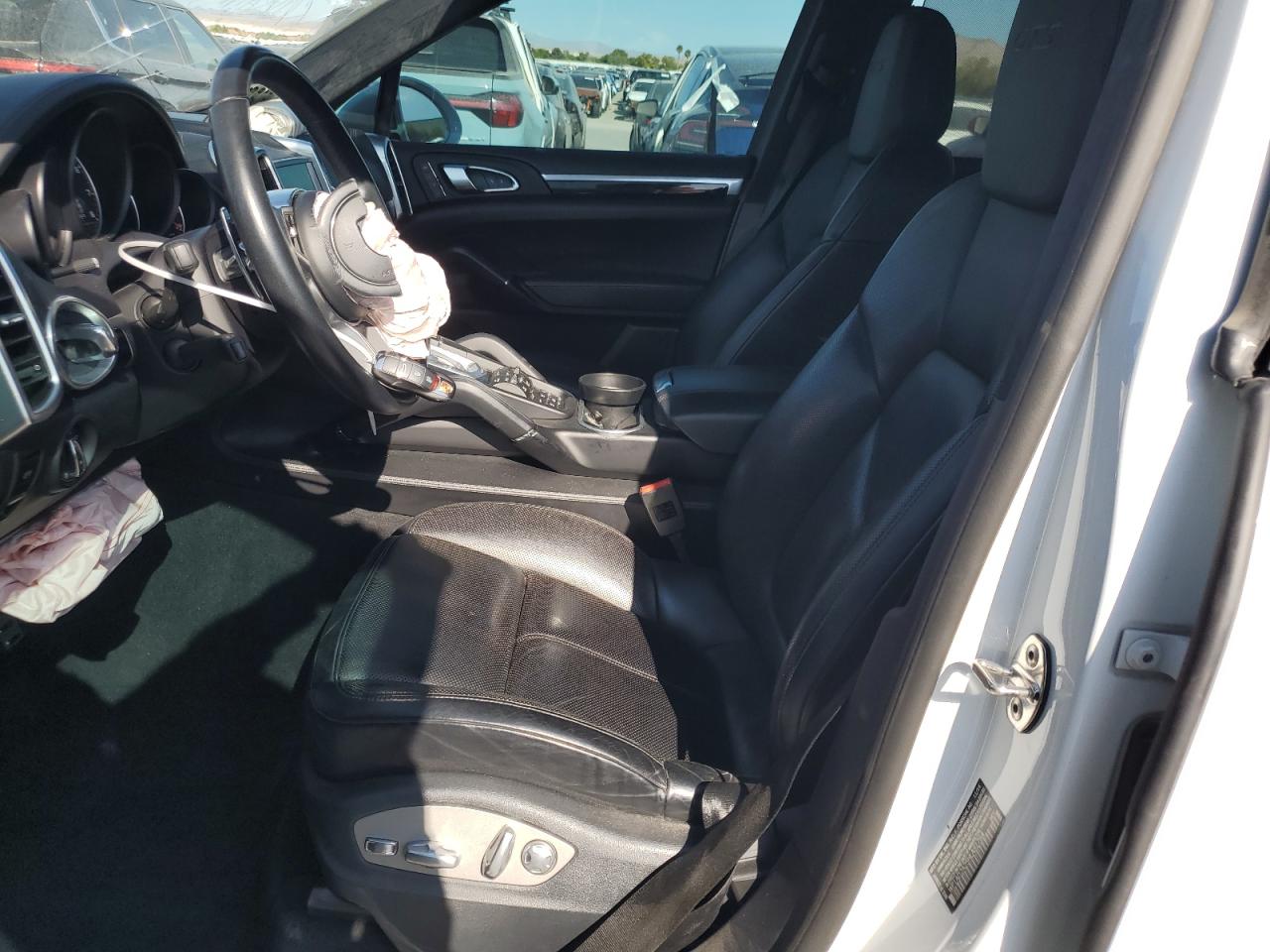 2017 Porsche Cayenne Gts VIN: WP1AD2A25HLA81784 Lot: 71840665