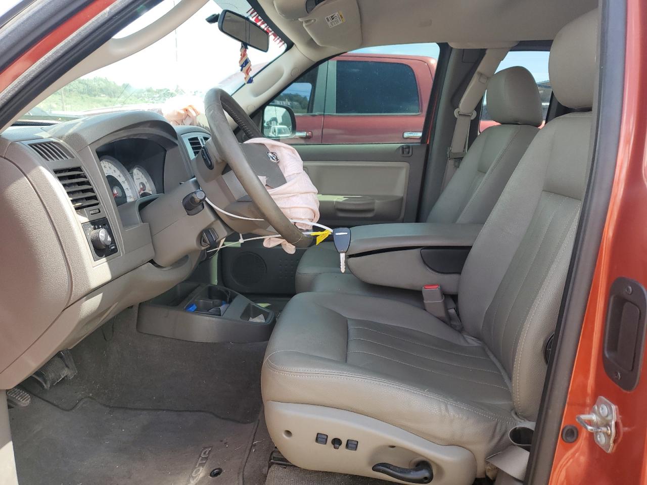 2007 Dodge Dakota Laramie VIN: 1D3HW52P97S196129 Lot: 80103655