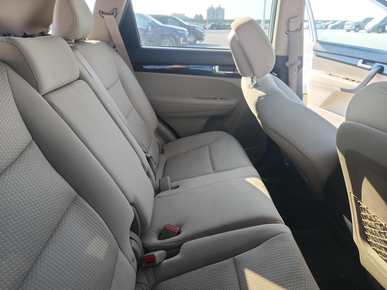 2013 Kia Sorento Lx VIN: 5XYKT3A63DG324676 Lot: 81004665