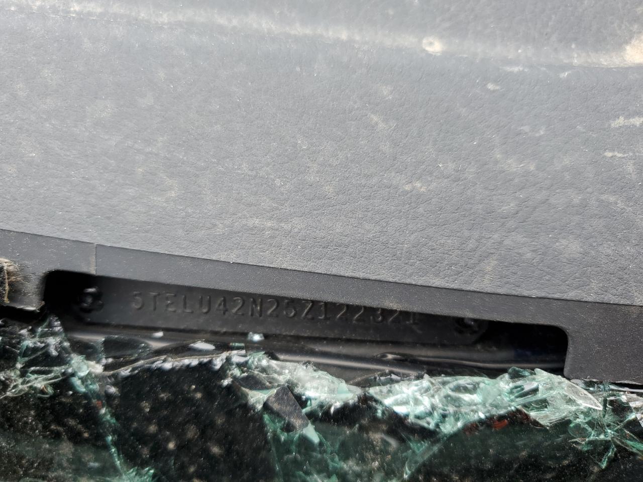 2005 Toyota Tacoma Double Cab VIN: 5TELU42N25Z122321 Lot: 80280585