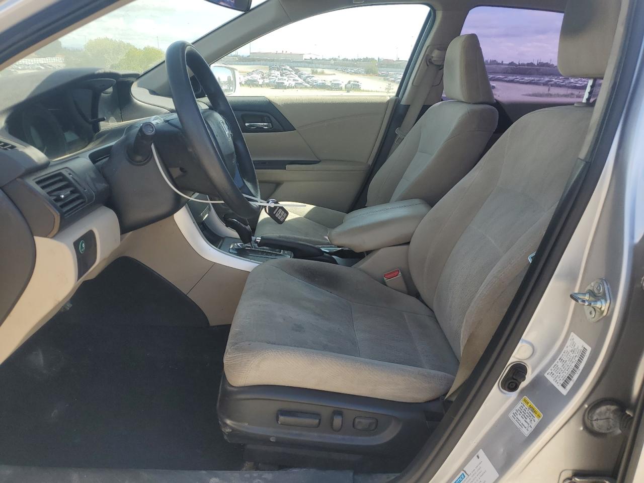 2015 Honda Accord Hybrid VIN: 1HGCR6F3XFA011812 Lot: 71683485