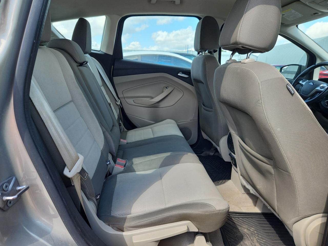 2015 Ford C-Max Se VIN: 1FADP5AU1FL110645 Lot: 81003545