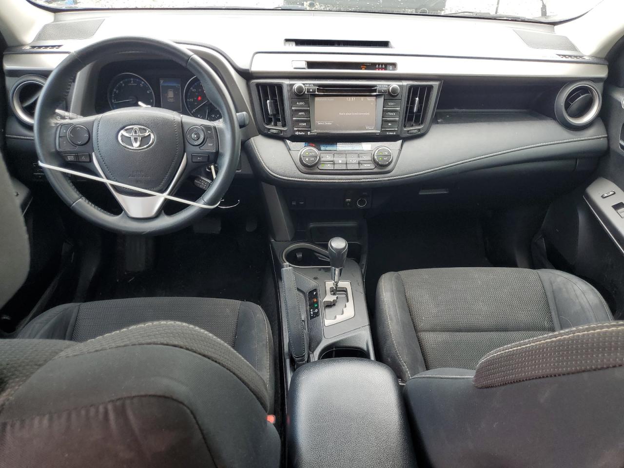 2017 Toyota Rav4 Xle VIN: 2T3WFREV6HW317807 Lot: 81735325