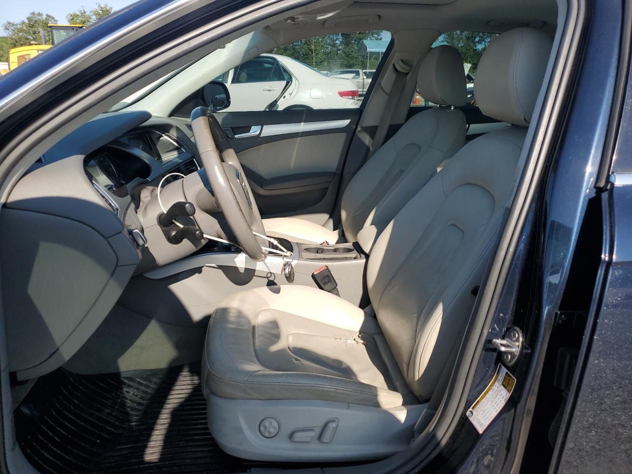 2011 Audi A4 Premium Plus VIN: WAUFFAFL5BN025043 Lot: 72026665