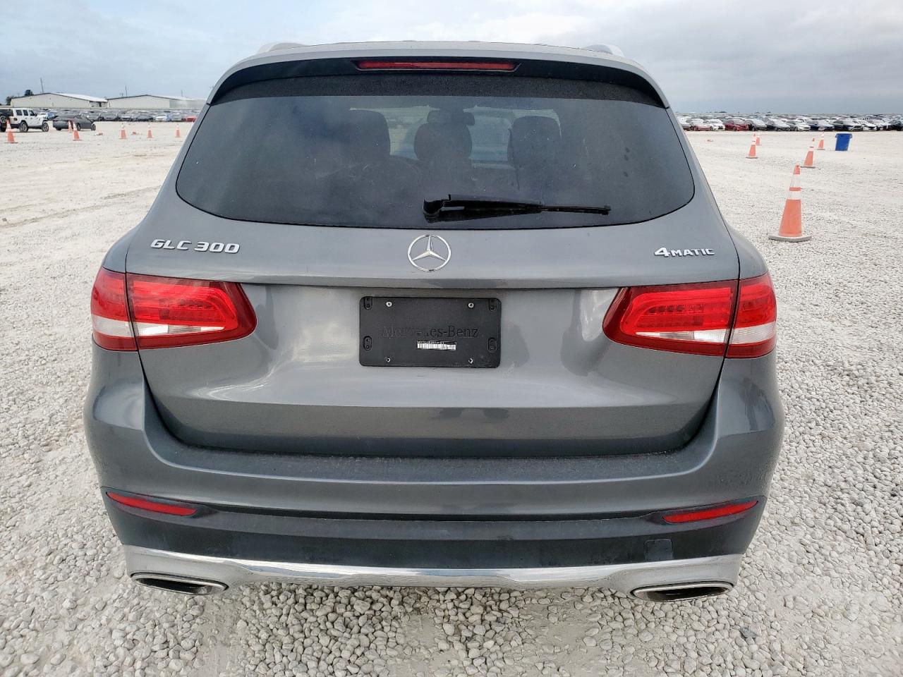 2017 Mercedes-Benz Glc 300 4Matic VIN: WDC0G4KB5HV009321 Lot: 82127655