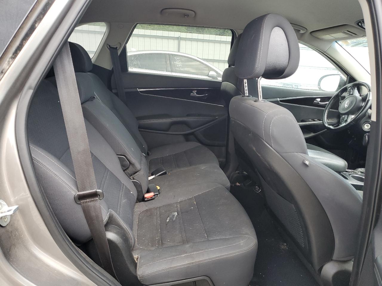 2016 Kia Sorento Lx VIN: 5XYPG4A39GG101875 Lot: 80667125